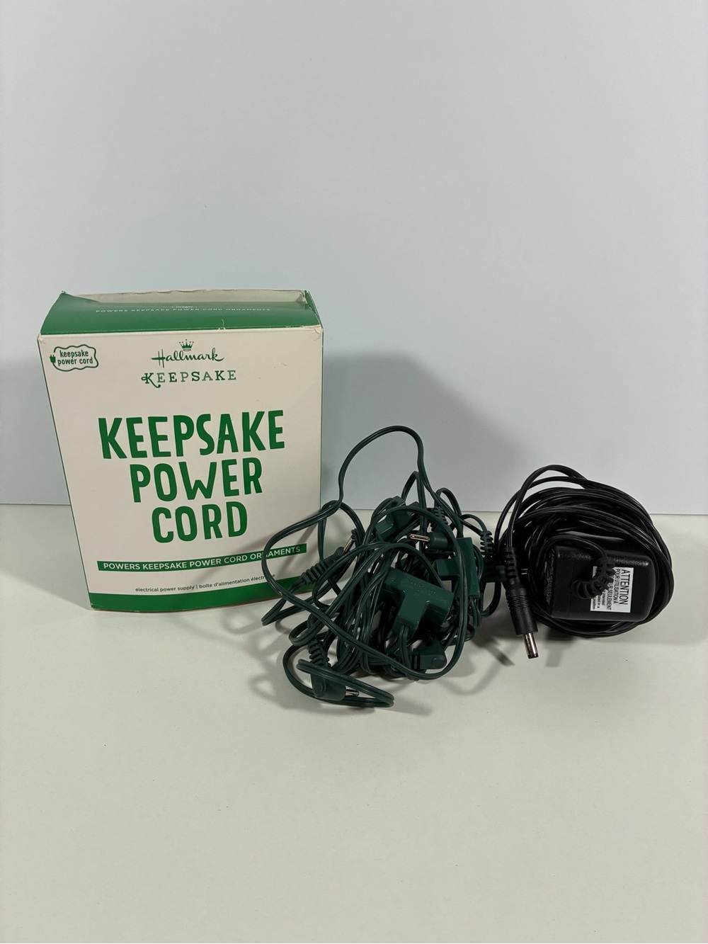 Hallmark Keepsake Power Cord Powers up to 7 Ornaments Made After 2017 Magic XMAS